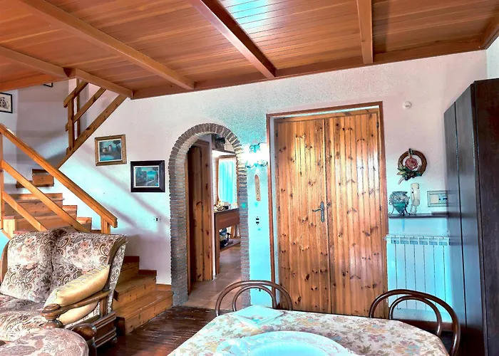 Villa Il Giardino Tra I Monti Rocca Cinquemiglia